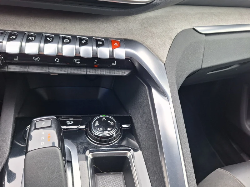 Peugeot 5008 2.0GT LINE 7места keyless  LED, снимка 16 - Автомобили и джипове - 48010772