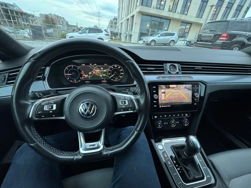 VW Passat 2.0 TDI 4Motion R-Line Camera Швейцария, снимка 9 - Автомобили и джипове - 48475327