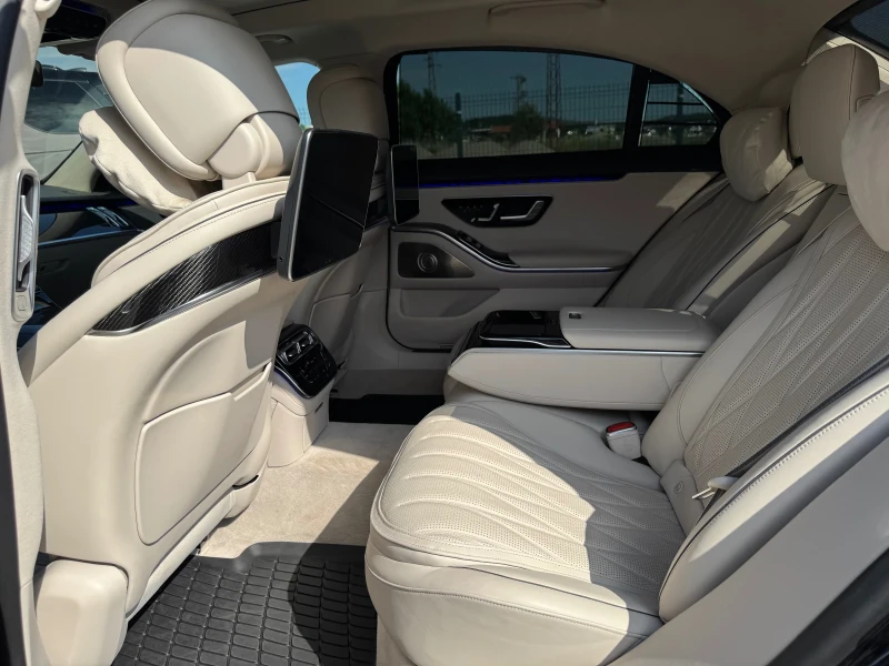 Mercedes-Benz S 63 AMG E Performance, снимка 13 - Автомобили и джипове - 50533213