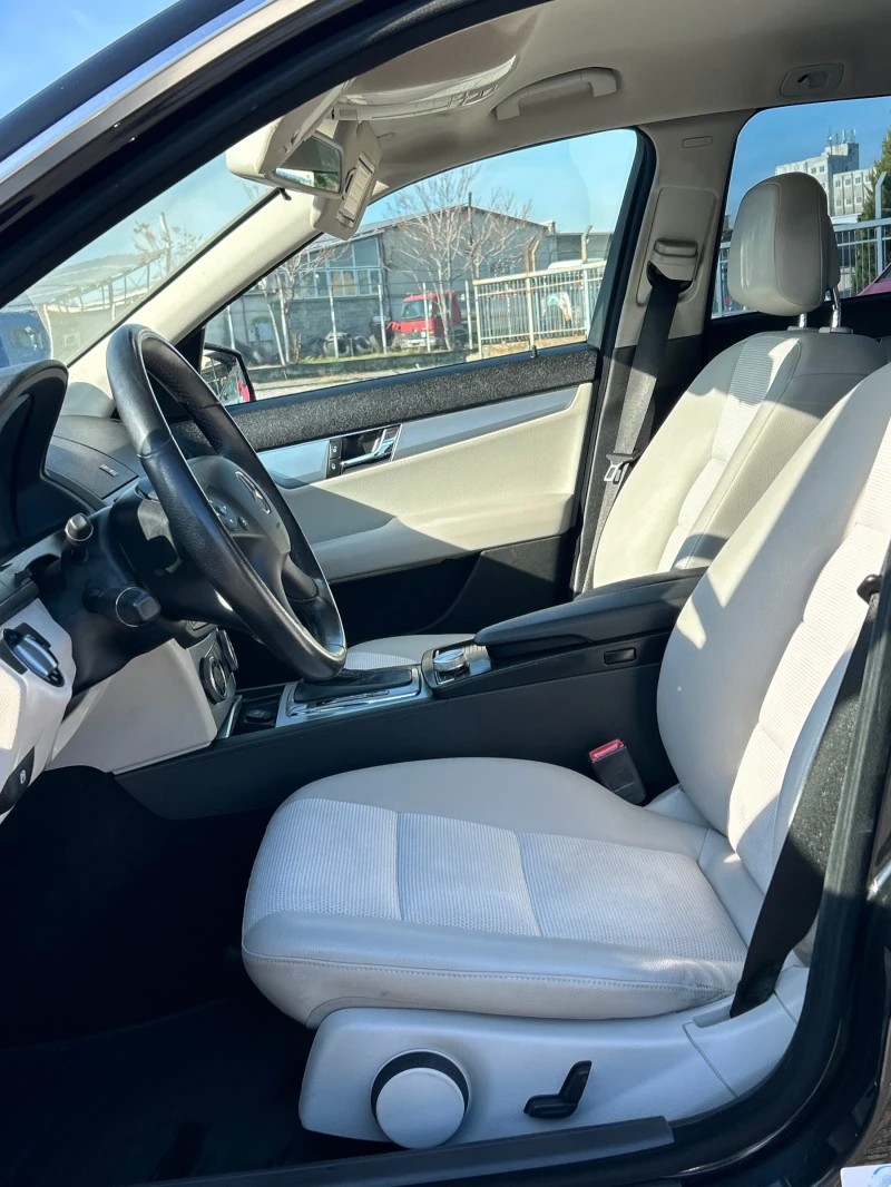 Mercedes-Benz C 220 CDI 170ps 7-G tronic Avangarde, снимка 9 - Автомобили и джипове - 52843573