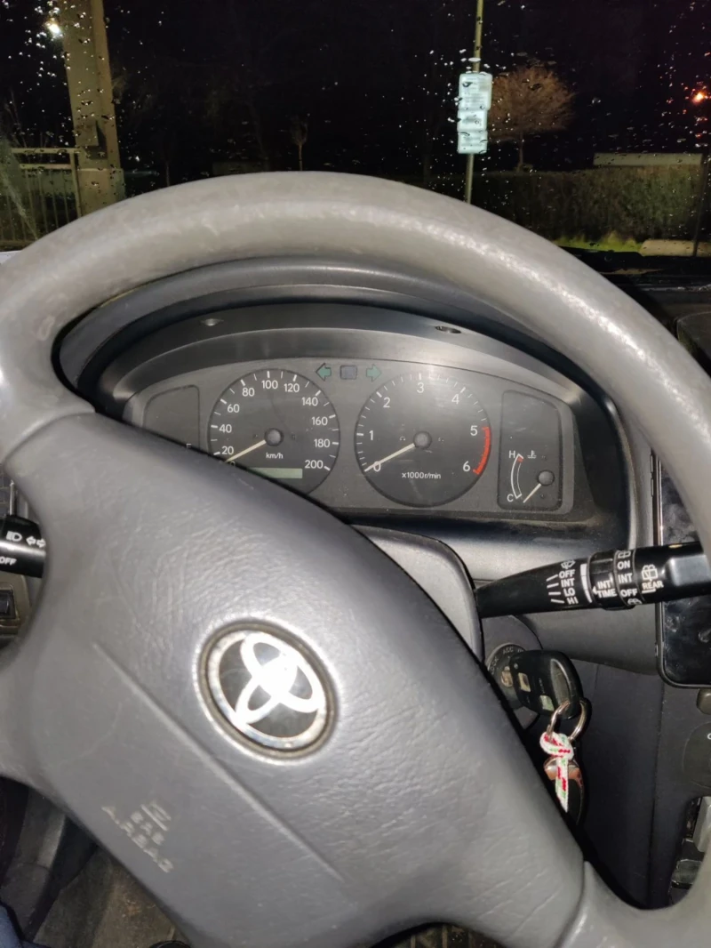 Toyota Corolla Diesel , снимка 3 - Автомобили и джипове - 53239104