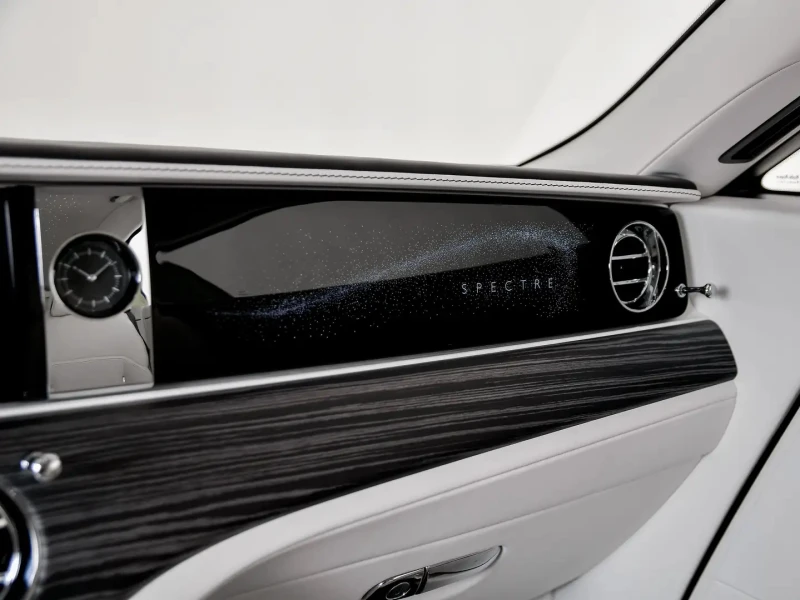 Rolls-Royce Spectre 102 kWh AWD , снимка 8 - Автомобили и джипове - 53259629