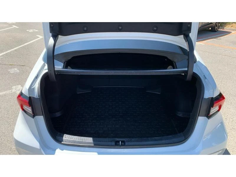 Toyota Corolla  SDN 1.8 HSD GR SPORT | Mobile.bg   10