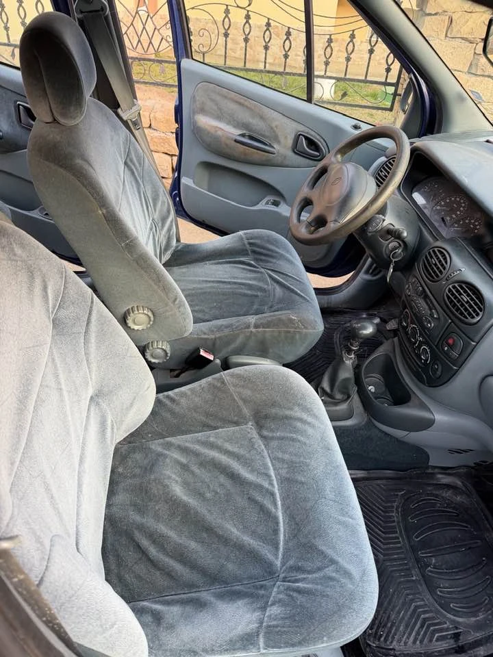 Renault Megane 1.9dti 100, снимка 17 - Автомобили и джипове - 53731178