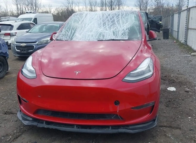 Tesla Model Y Long Range 4x4 Термопомпа, снимка 9 - Автомобили и джипове - 54308529