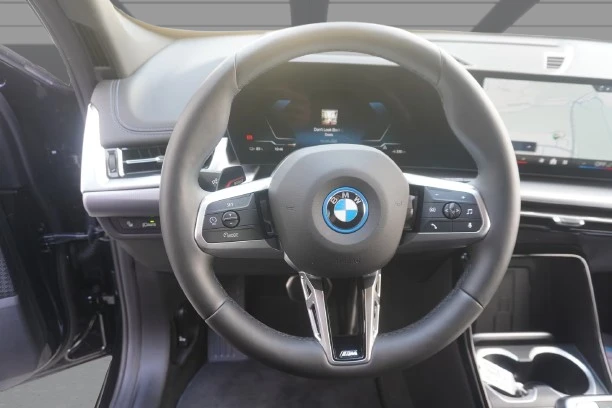 BMW iX1 eDrive20 = M-Sport = Гаранция, снимка 7 - Автомобили и джипове - 55434782