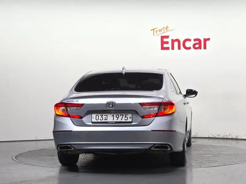 Honda Accord 2.4 - САМО 30% АВАНС, снимка 13 - Автомобили и джипове - 56220013