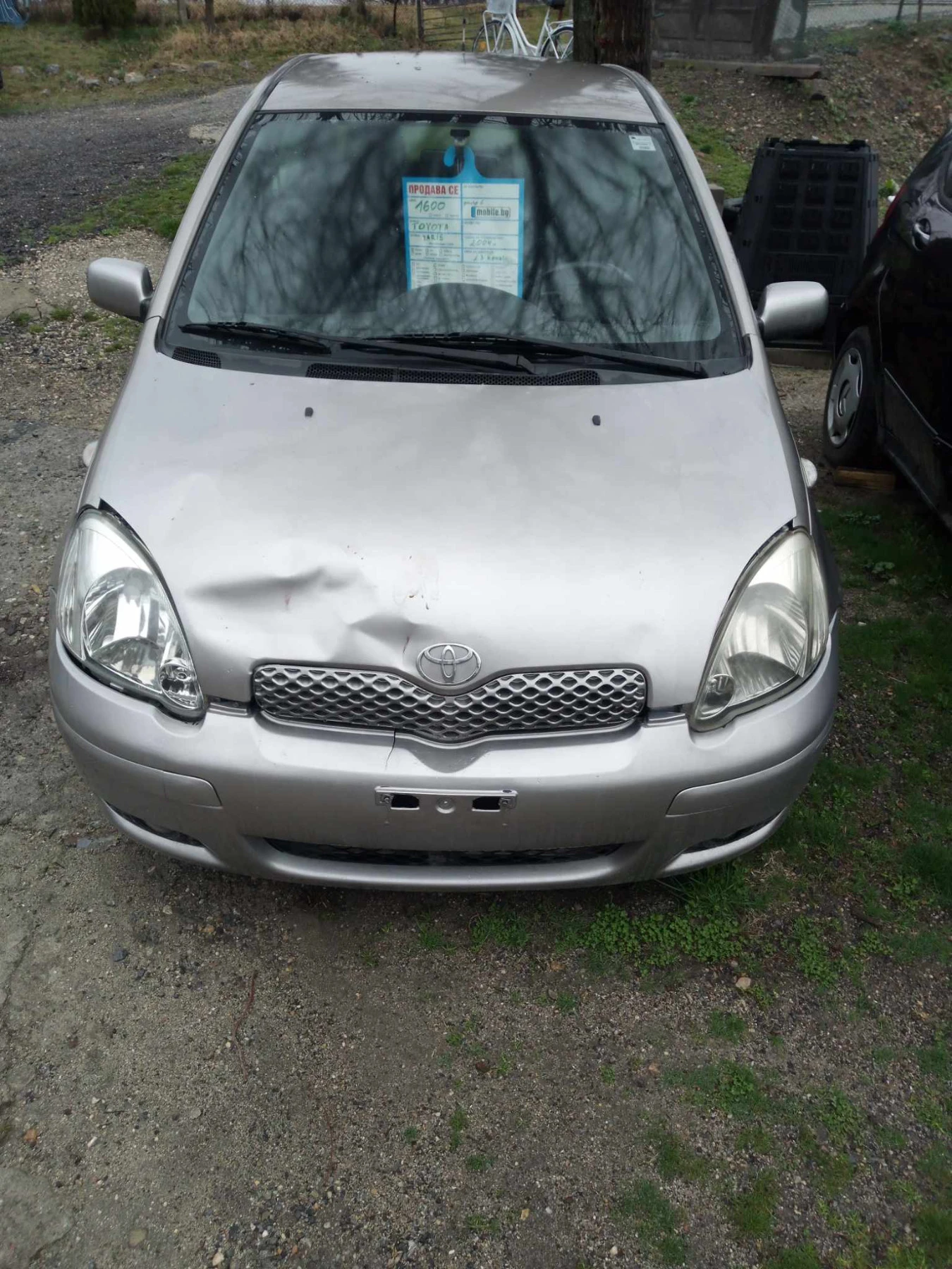 Toyota Yaris 1.0 benzin