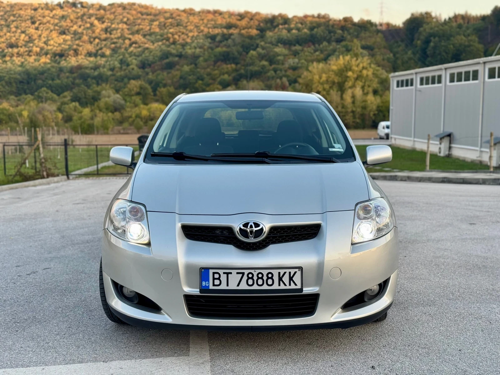 Toyota Auris 1.4 D4D  - изображение 2