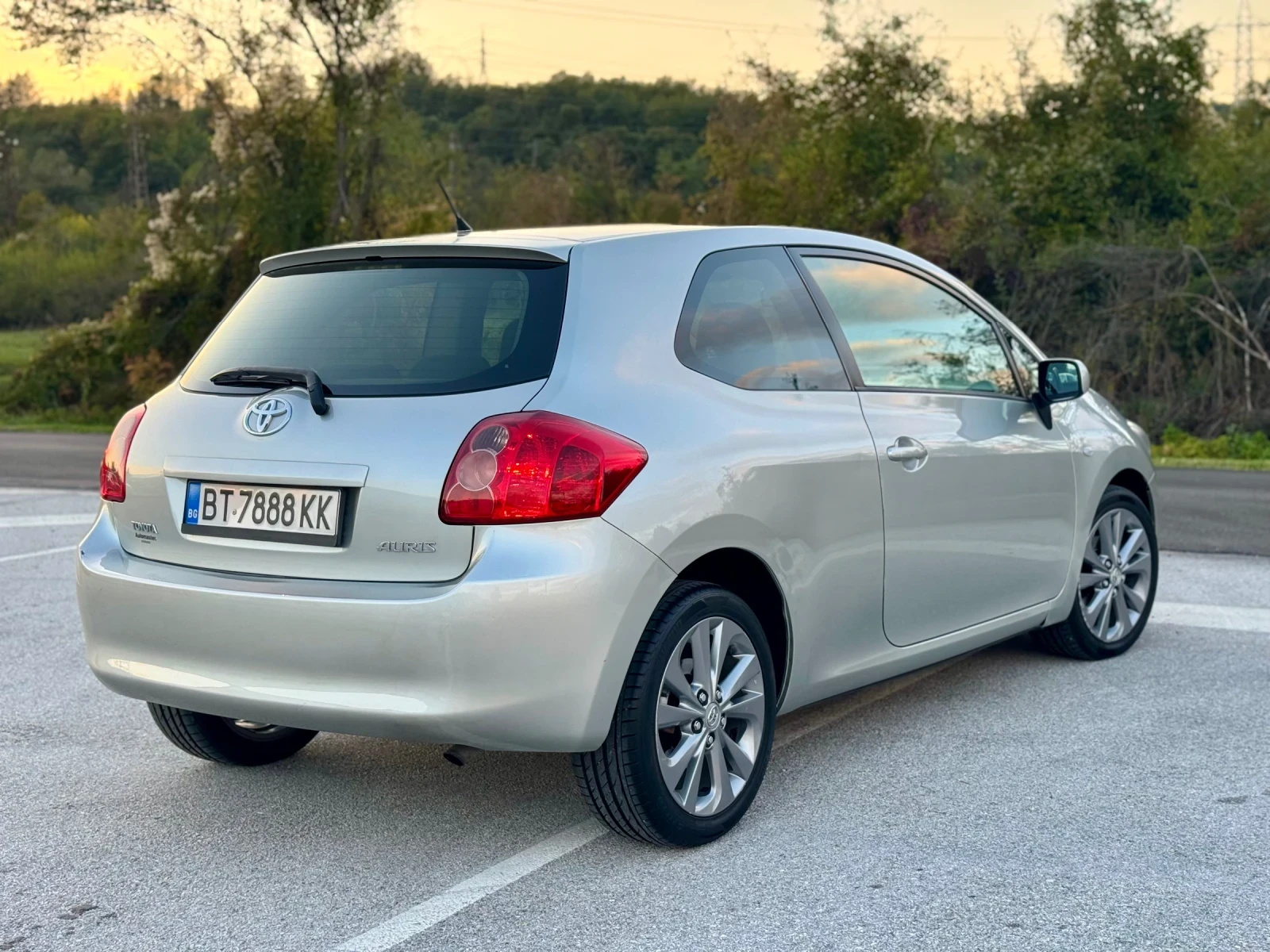 Toyota Auris 1.4 D4D  - изображение 5