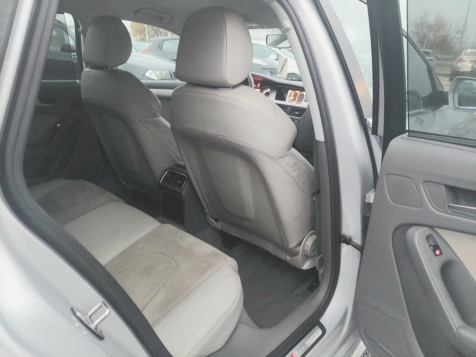 Audi A4 S-LINI DISTRONIC - изображение 9