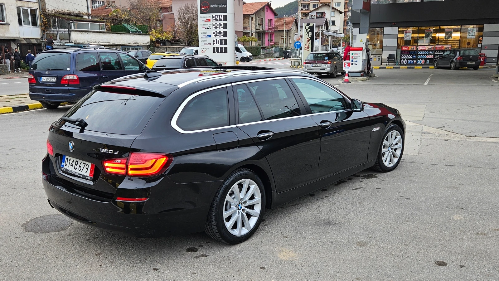 BMW 520 2.0D Avtomat/Navig/Panorama - изображение 6