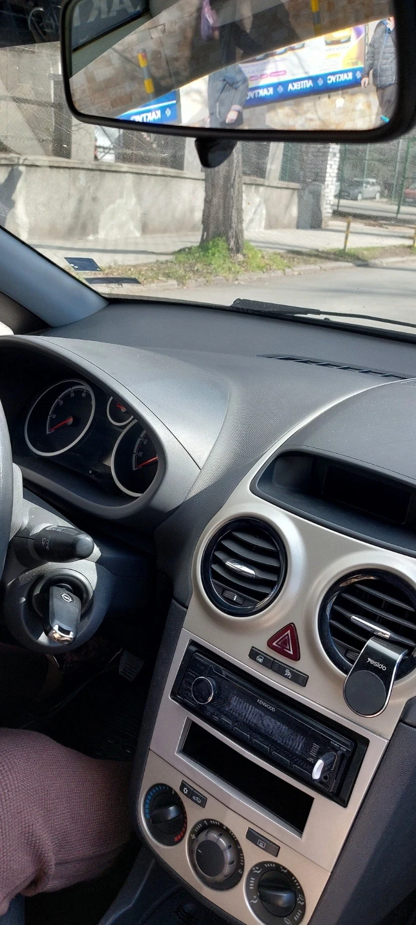 Opel Corsa 1.2, снимка 5 - Автомобили и джипове - 53382907