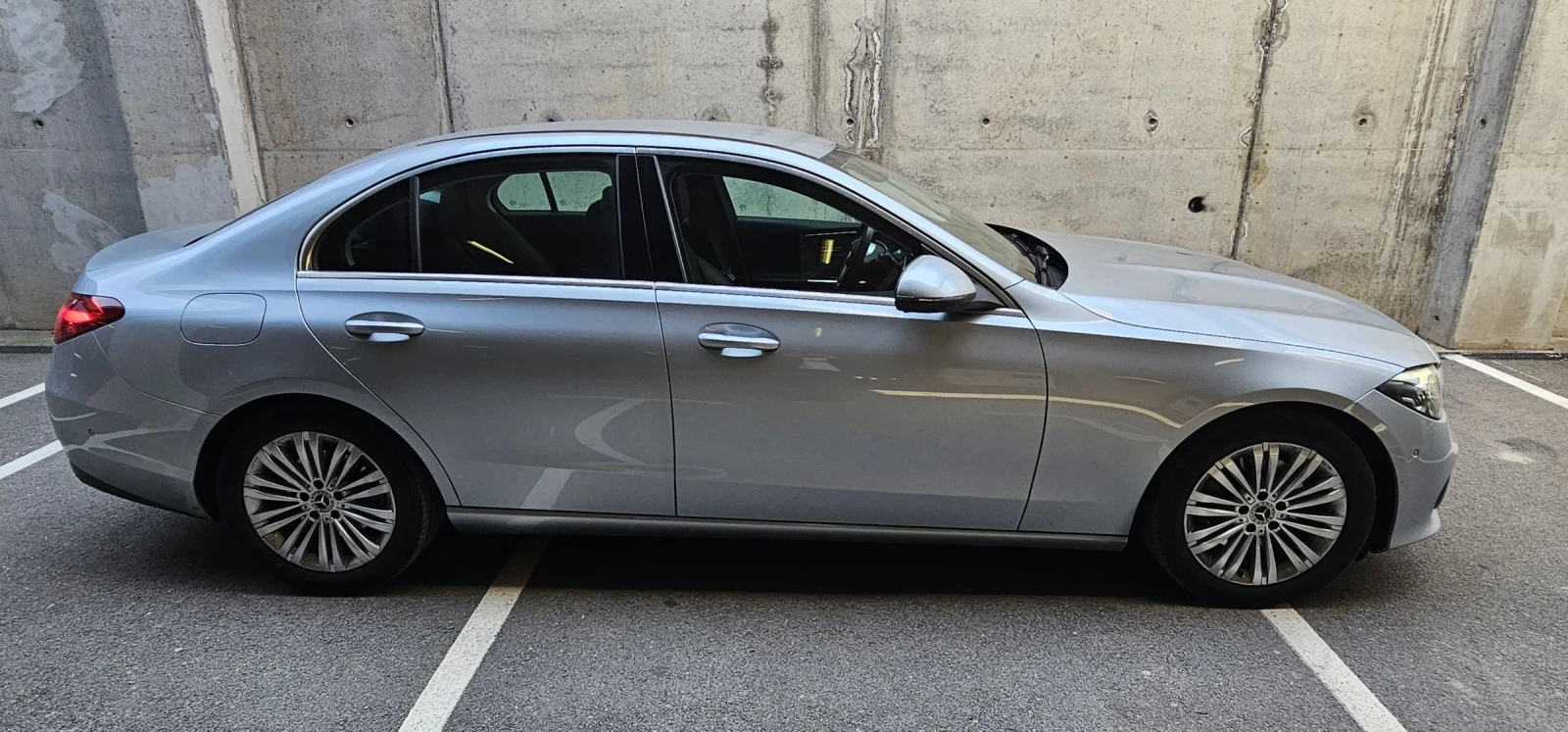 Mercedes-Benz C 220, снимка 3 - Автомобили и джипове - 53714308