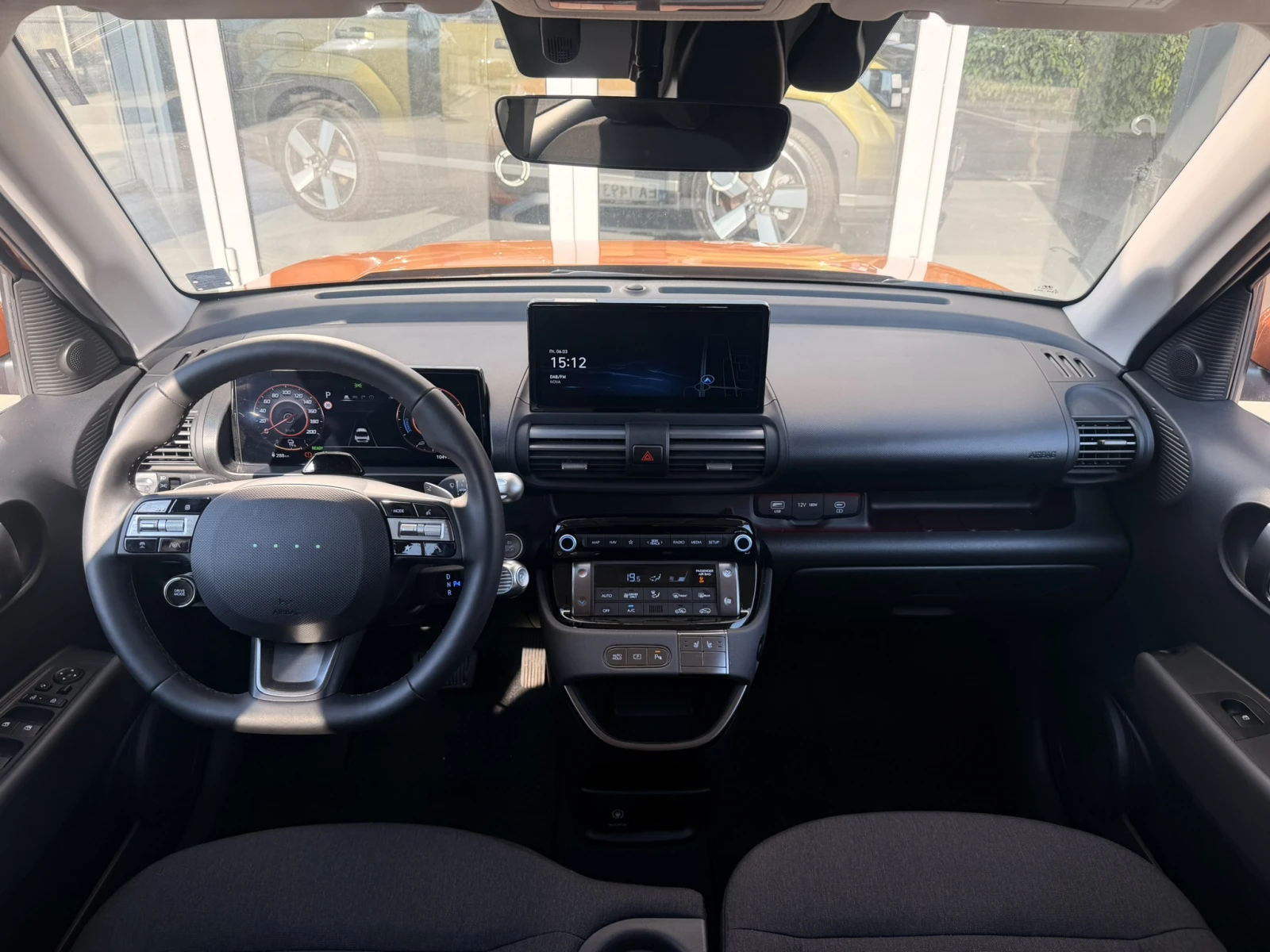 Hyundai Inster Exclusive 49kWh, снимка 13 - Автомобили и джипове - 53769466