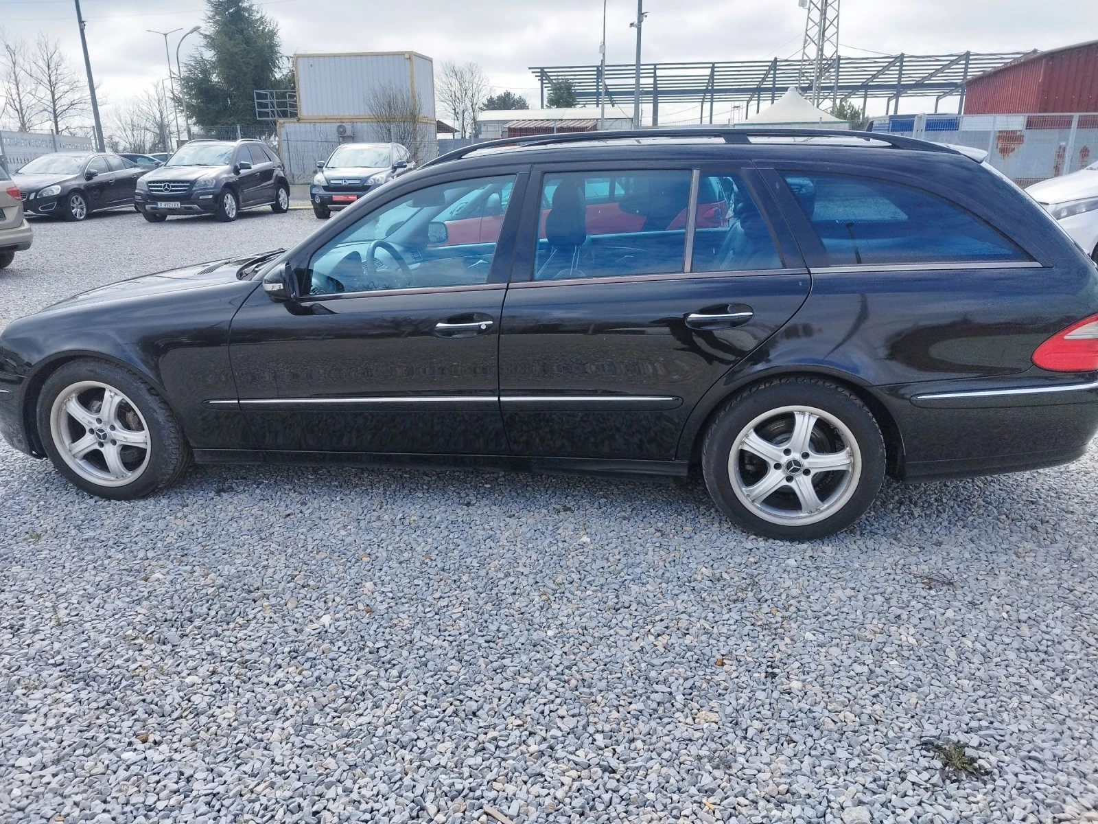 Mercedes-Benz E 280, снимка 7 - Автомобили и джипове - 54040582