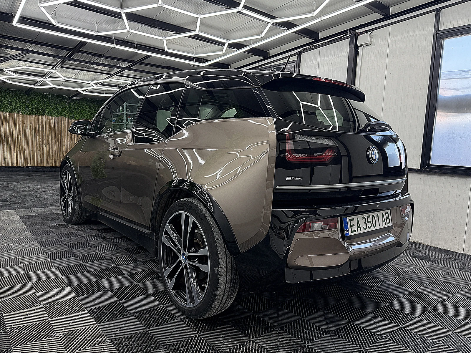 BMW i3 IS/harmon/kardon/PANORAMA/СОБСТВЕН ЛИЗИНГ, снимка 4 - Автомобили и джипове - 54112017