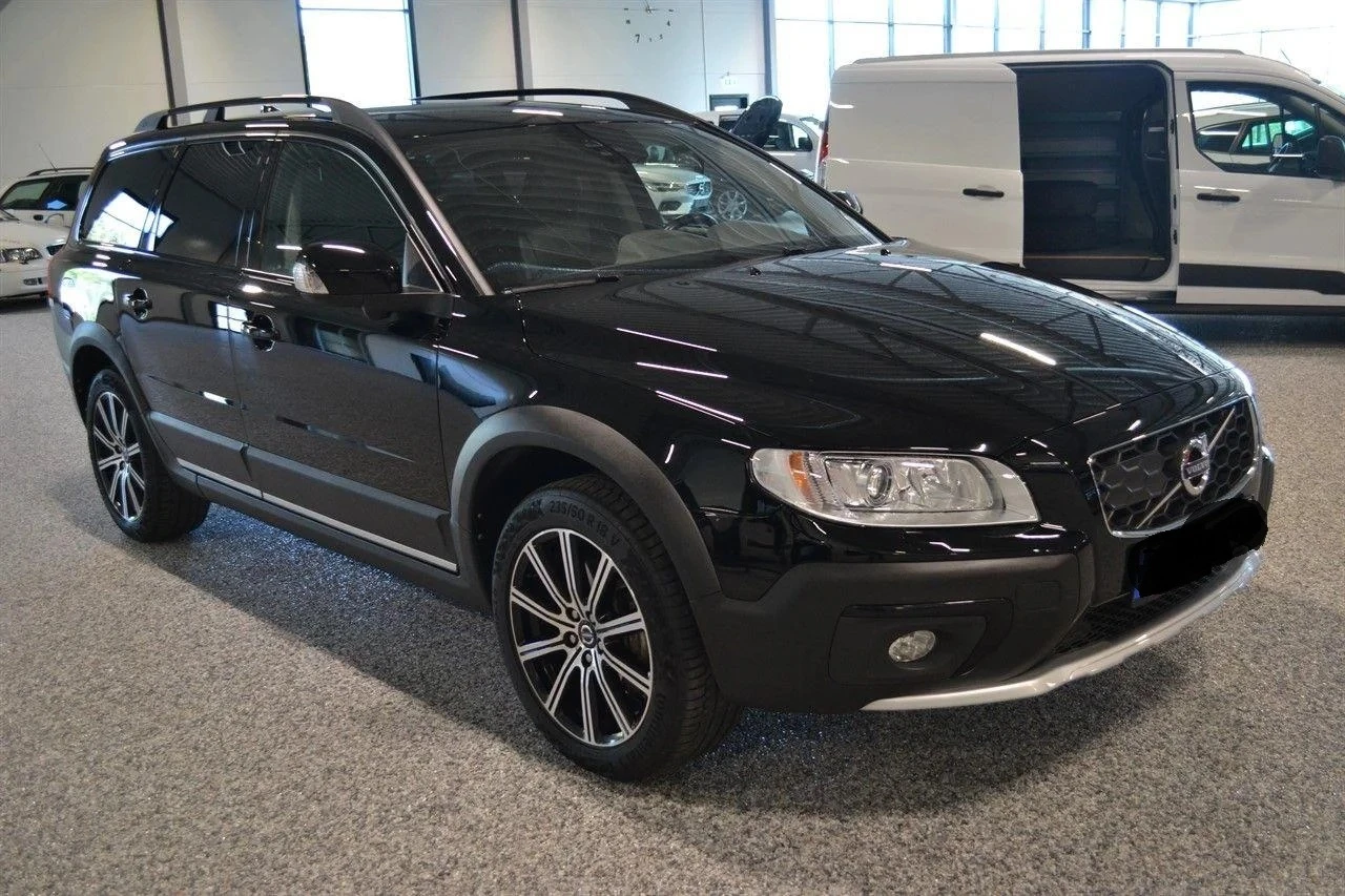 Volvo Xc70 Momentum, снимка 5 - Автомобили и джипове - 54138021
