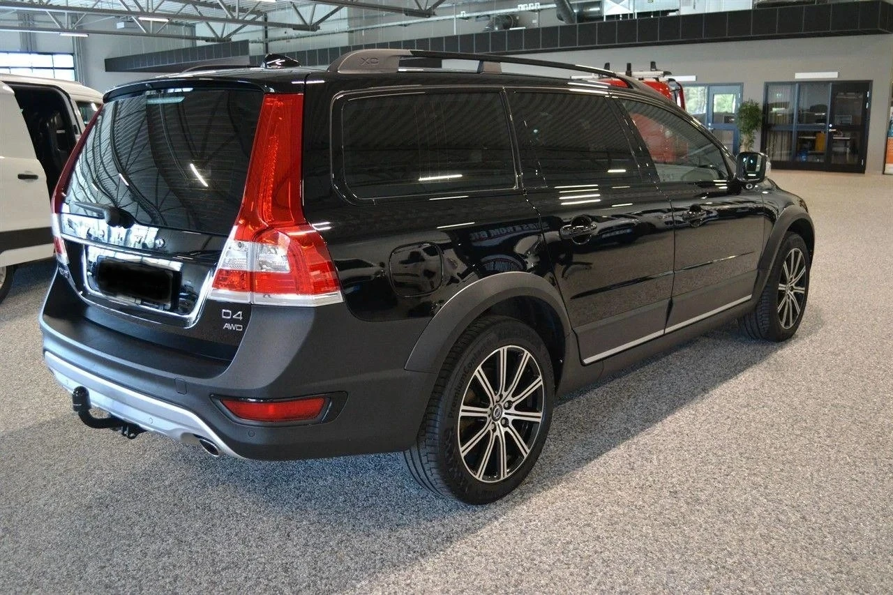 Volvo Xc70 Momentum, снимка 4 - Автомобили и джипове - 54138021