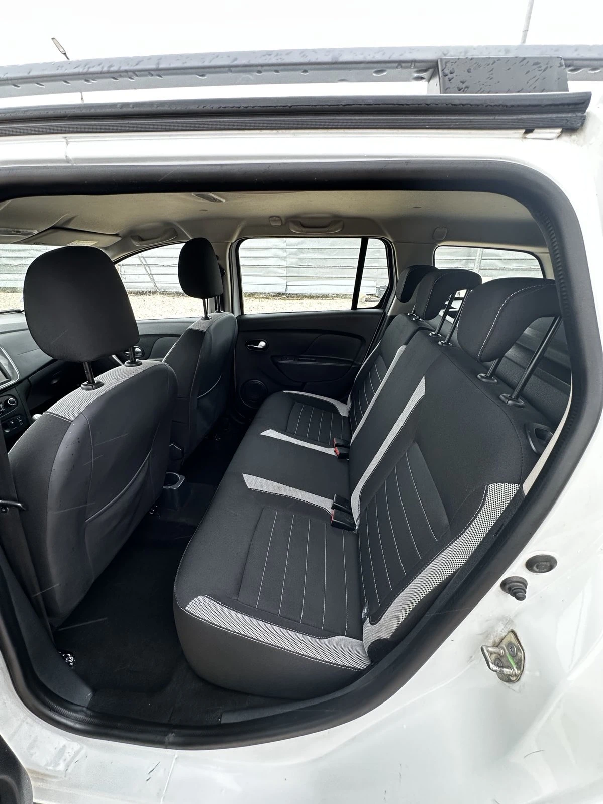 Dacia Logan 1.5 STEPWAY, снимка 12 - Автомобили и джипове - 54645873