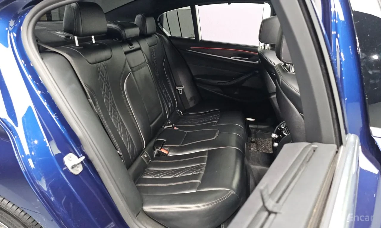 BMW 530 M-pack, снимка 9 - Автомобили и джипове - 54751360