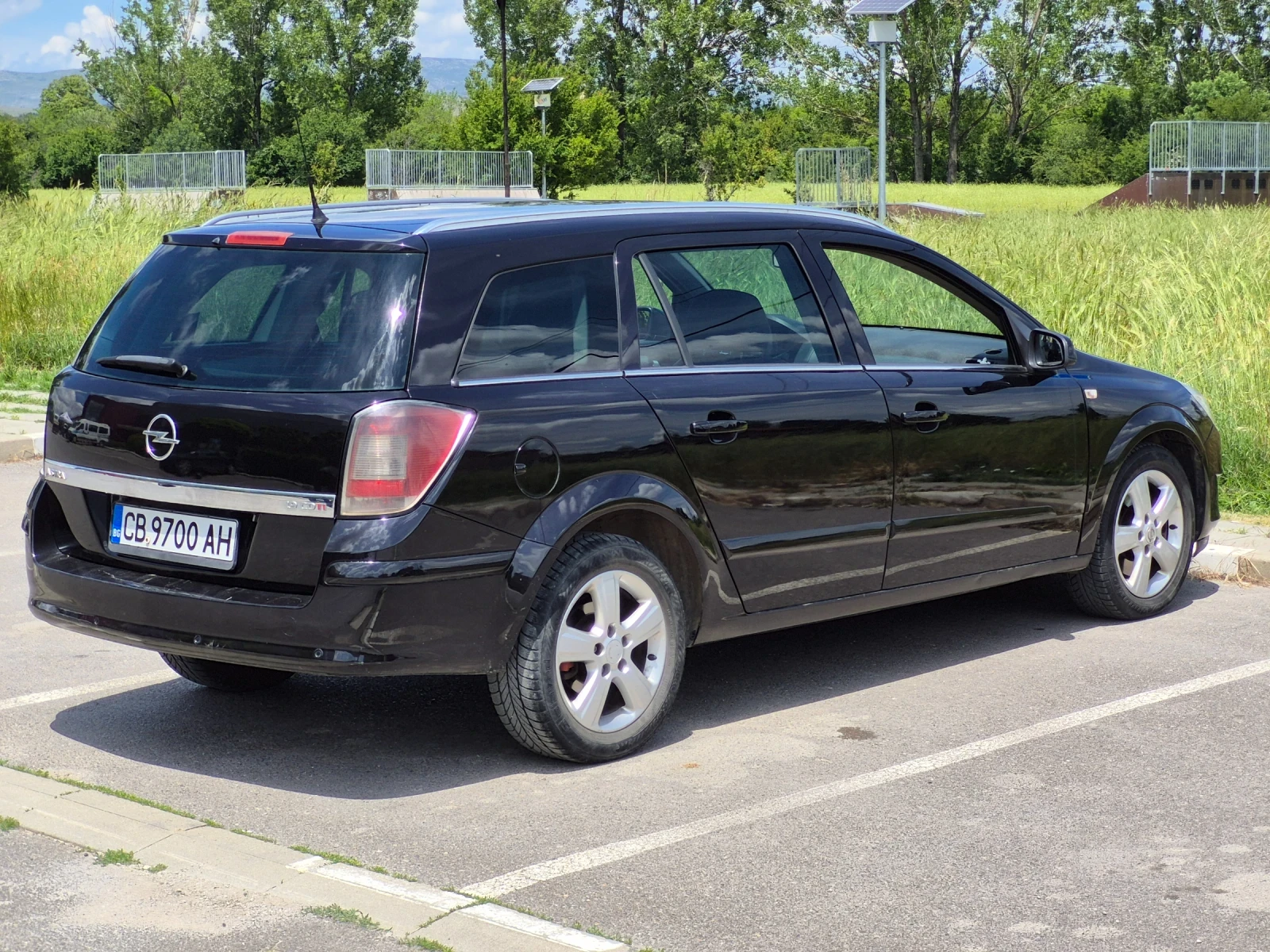 Opel Astra H 1.9 CDTI 150кс, снимка 5 - Автомобили и джипове - 54762964