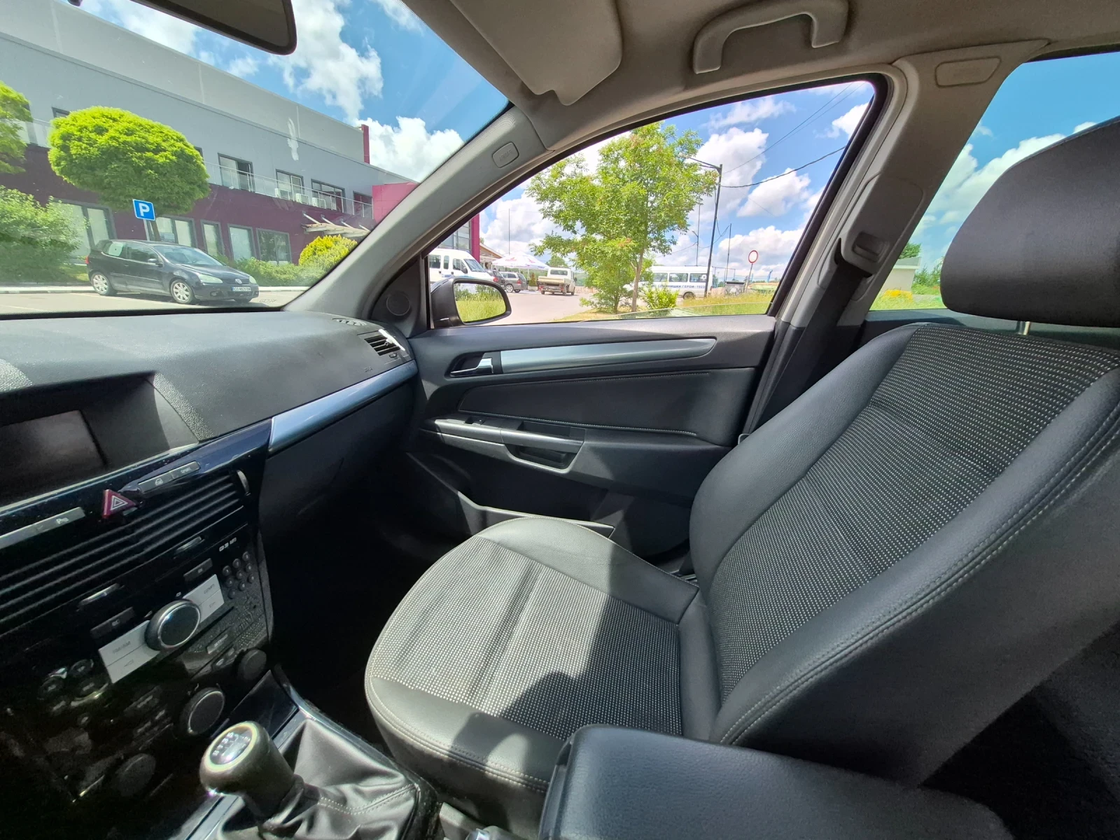 Opel Astra H 1.9 CDTI 150кс, снимка 13 - Автомобили и джипове - 54762964