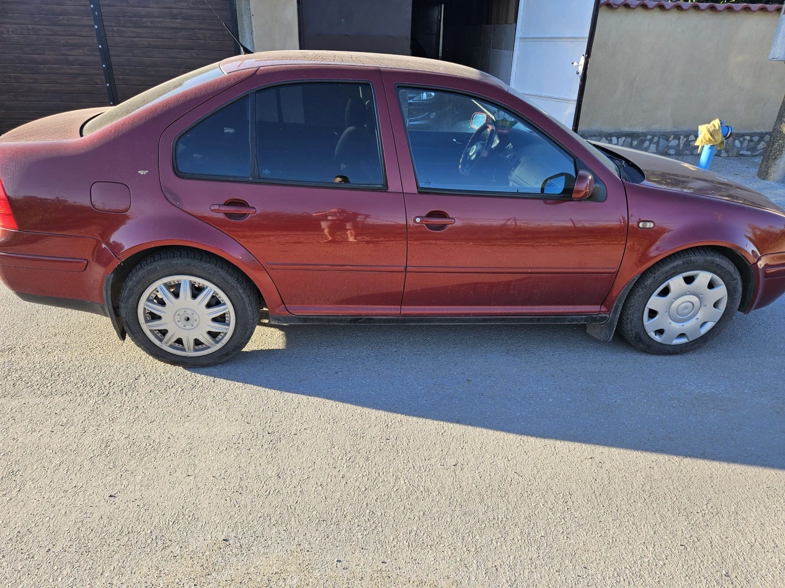 VW Bora, снимка 9 - Автомобили и джипове - 54904460
