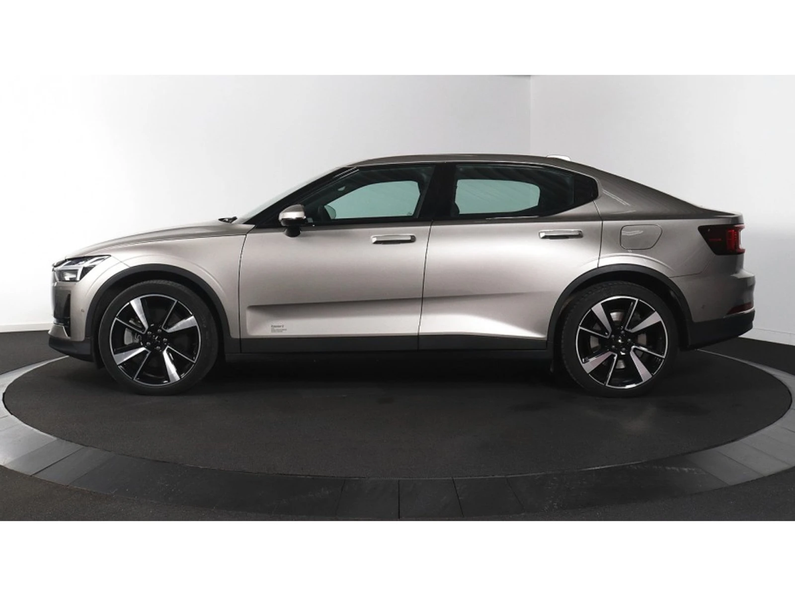 Polestar Polestar Electric Long Range 79 kWh Launch, снимка 4 - Автомобили и джипове - 54972237