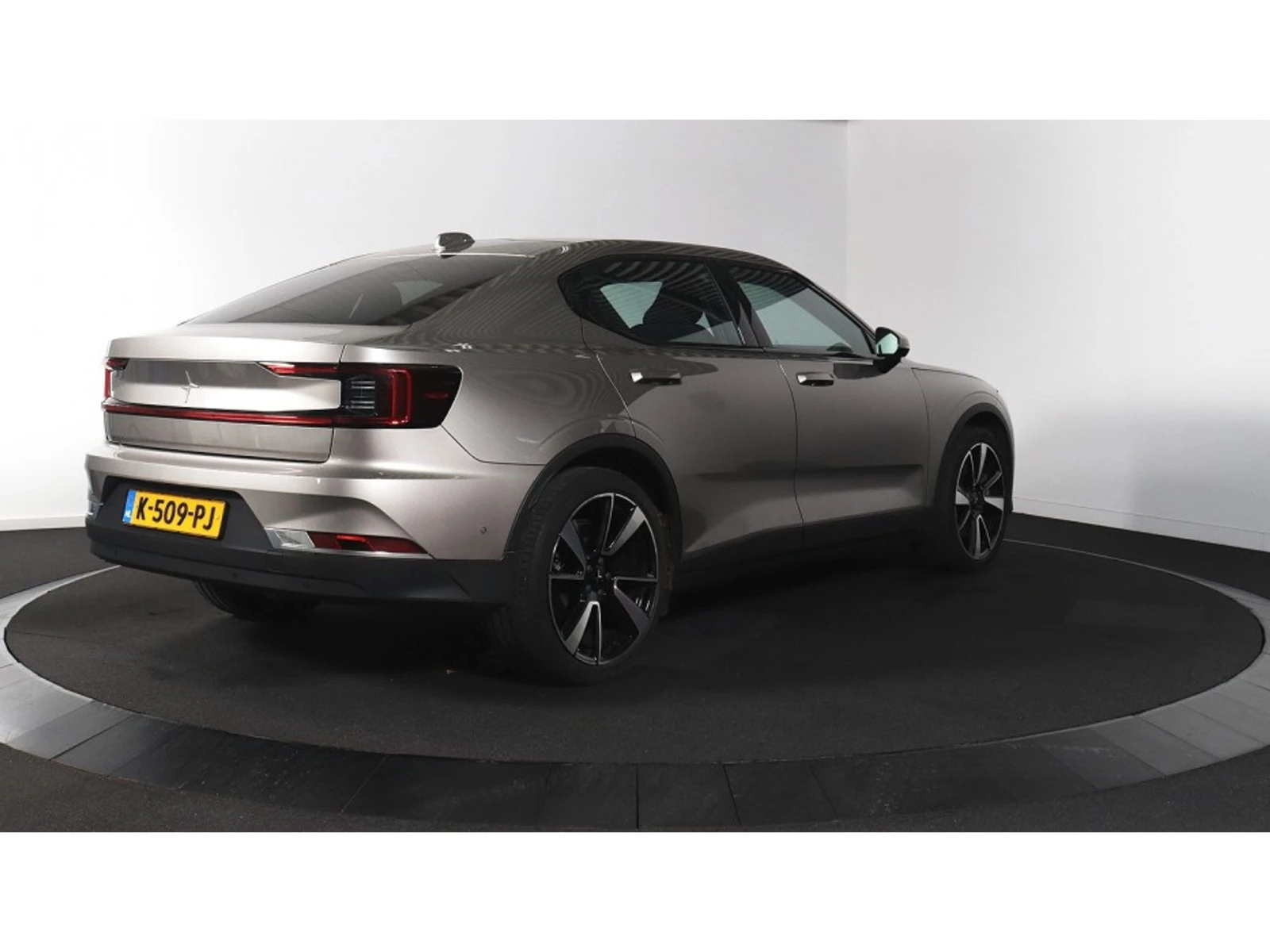 Polestar Polestar Electric Long Range 79 kWh Launch, снимка 2 - Автомобили и джипове - 54972237