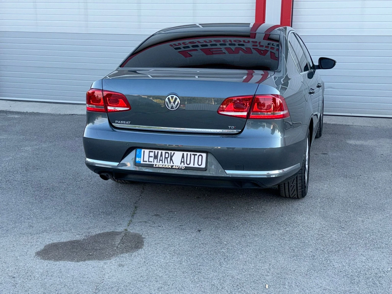 VW Passat 1.6TDI HIGHLINE KLIMATRONIK 6-SPEED EVRO 5A ЛИЗИНГ, снимка 8 - Автомобили и джипове - 55052095