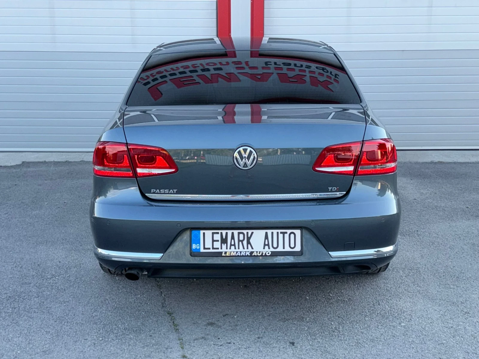 VW Passat 1.6TDI HIGHLINE KLIMATRONIK 6-SPEED EVRO 5A ЛИЗИНГ, снимка 10 - Автомобили и джипове - 55052095