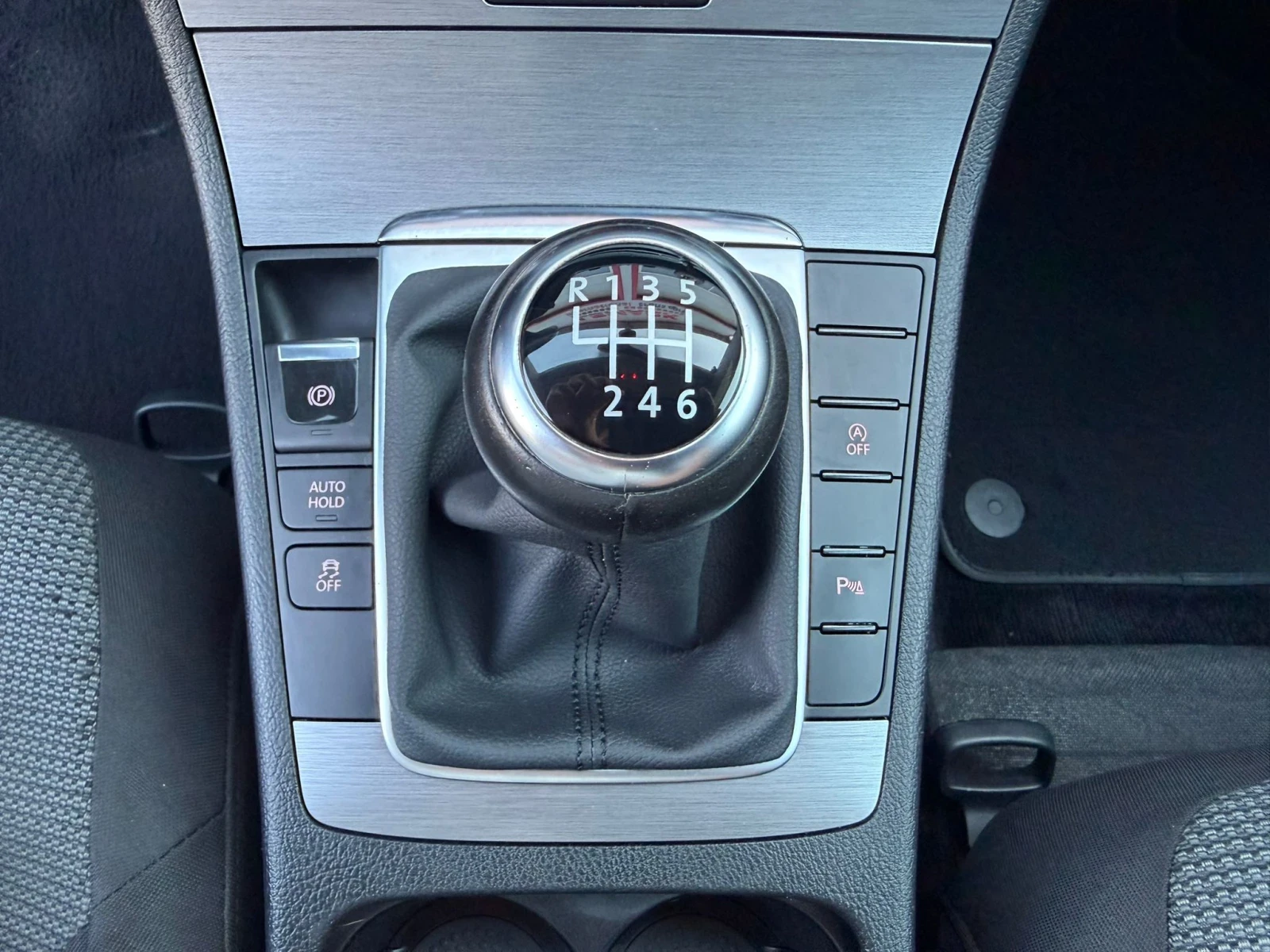 VW Passat 1.6TDI HIGHLINE KLIMATRONIK 6-SPEED EVRO 5A ЛИЗИНГ, снимка 16 - Автомобили и джипове - 55052095