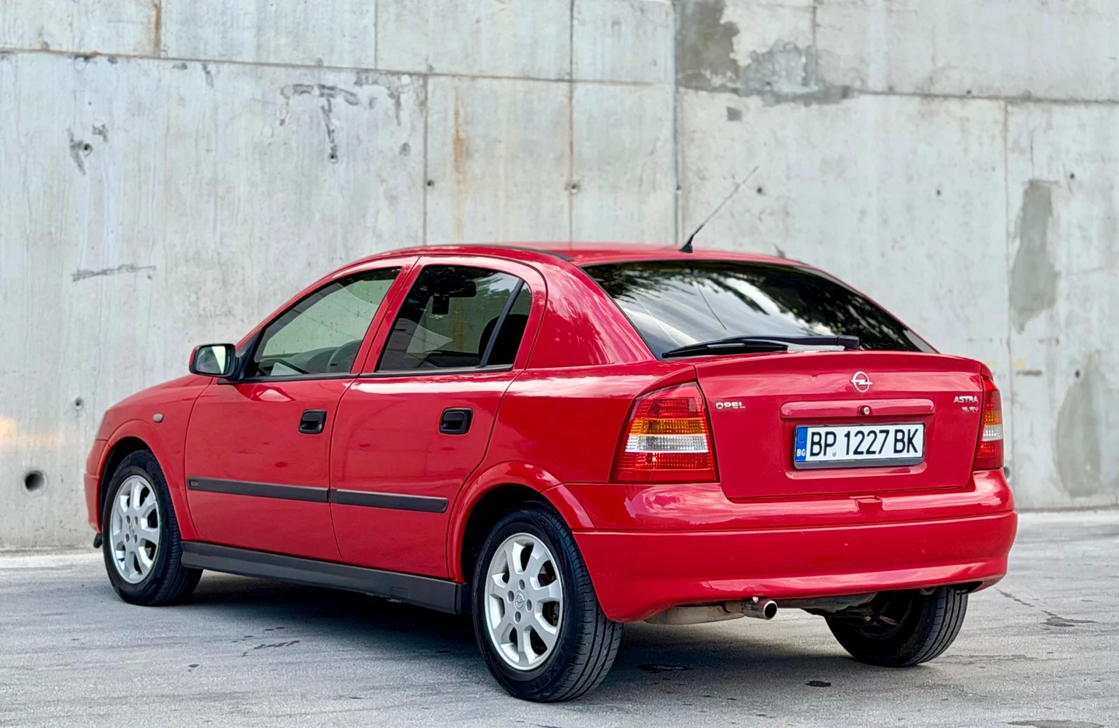 Opel Astra 1.6i~101hp~LPG~АВТОМАТ~ПОДГРЕВ НА СЕДАЛКИ, снимка 7 - Автомобили и джипове - 55151343