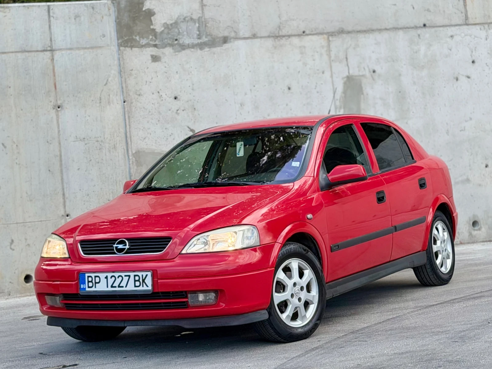 Opel Astra 1.6i~101hp~LPG~АВТОМАТ~ПОДГРЕВ НА СЕДАЛКИ