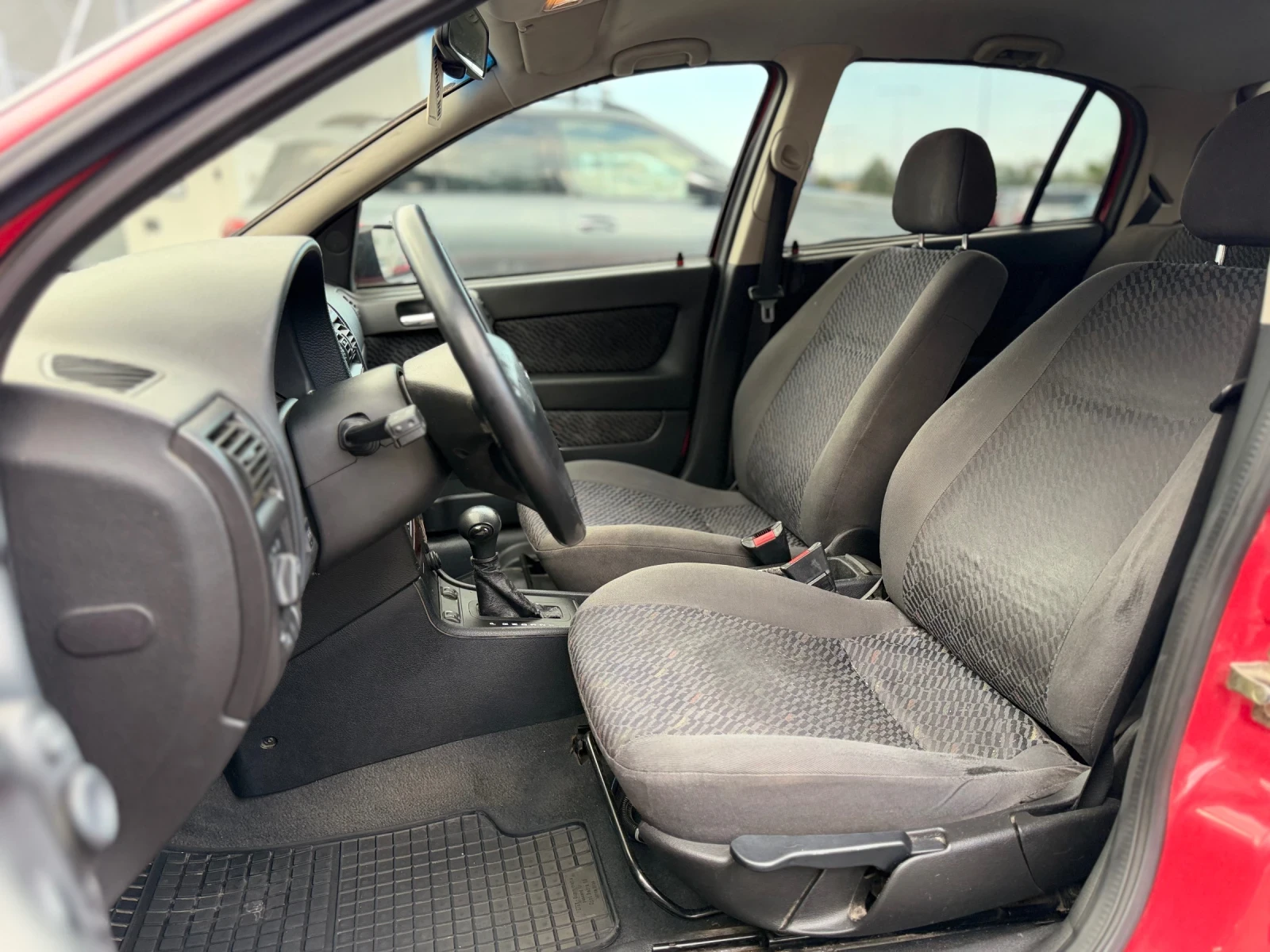 Opel Astra 1.6i~101hp~LPG~АВТОМАТ~ПОДГРЕВ НА СЕДАЛКИ, снимка 10 - Автомобили и джипове - 55151343