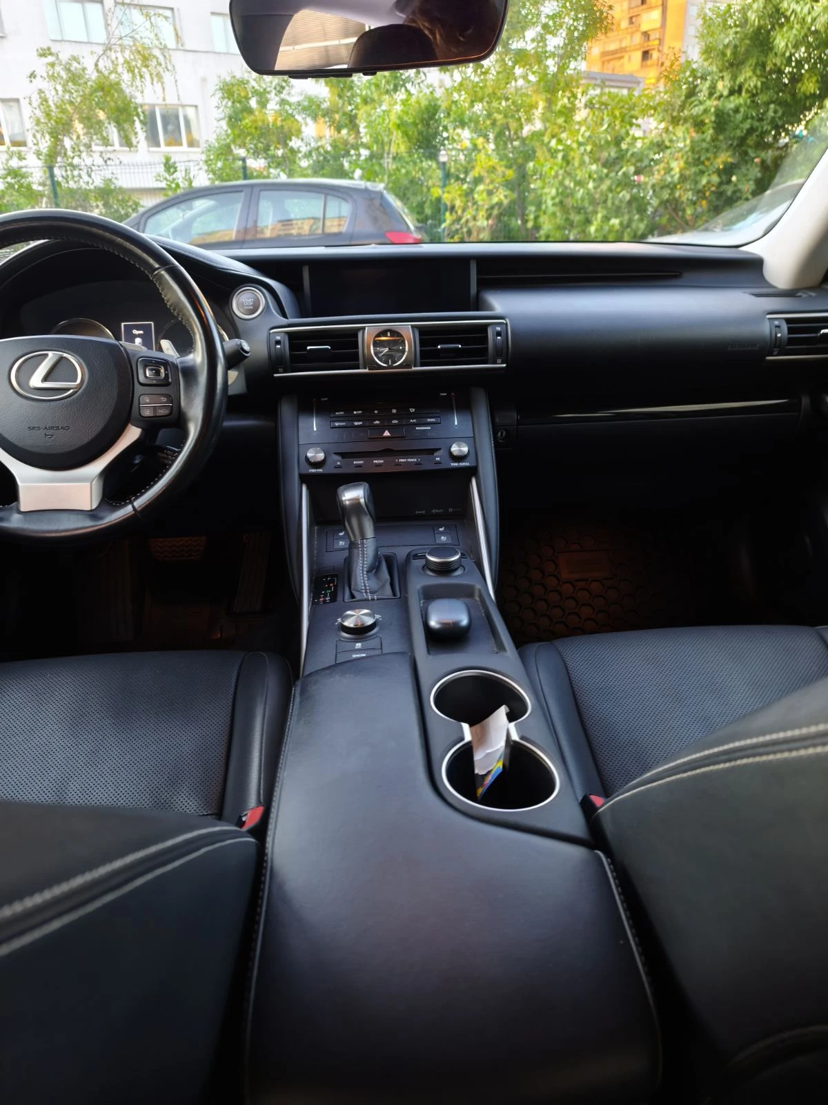 Lexus IS 300, снимка 6 - Автомобили и джипове - 55237406