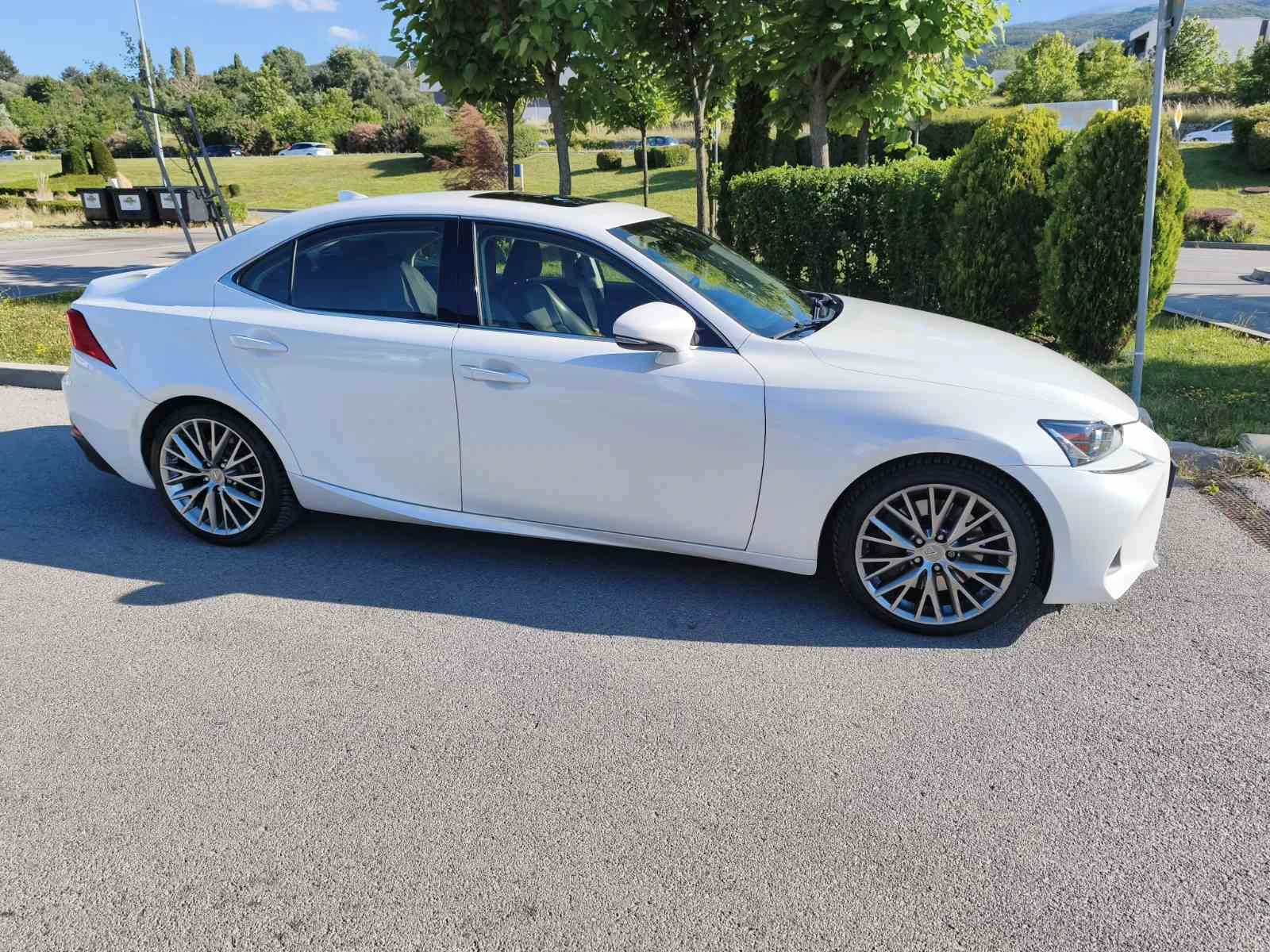 Lexus IS 300