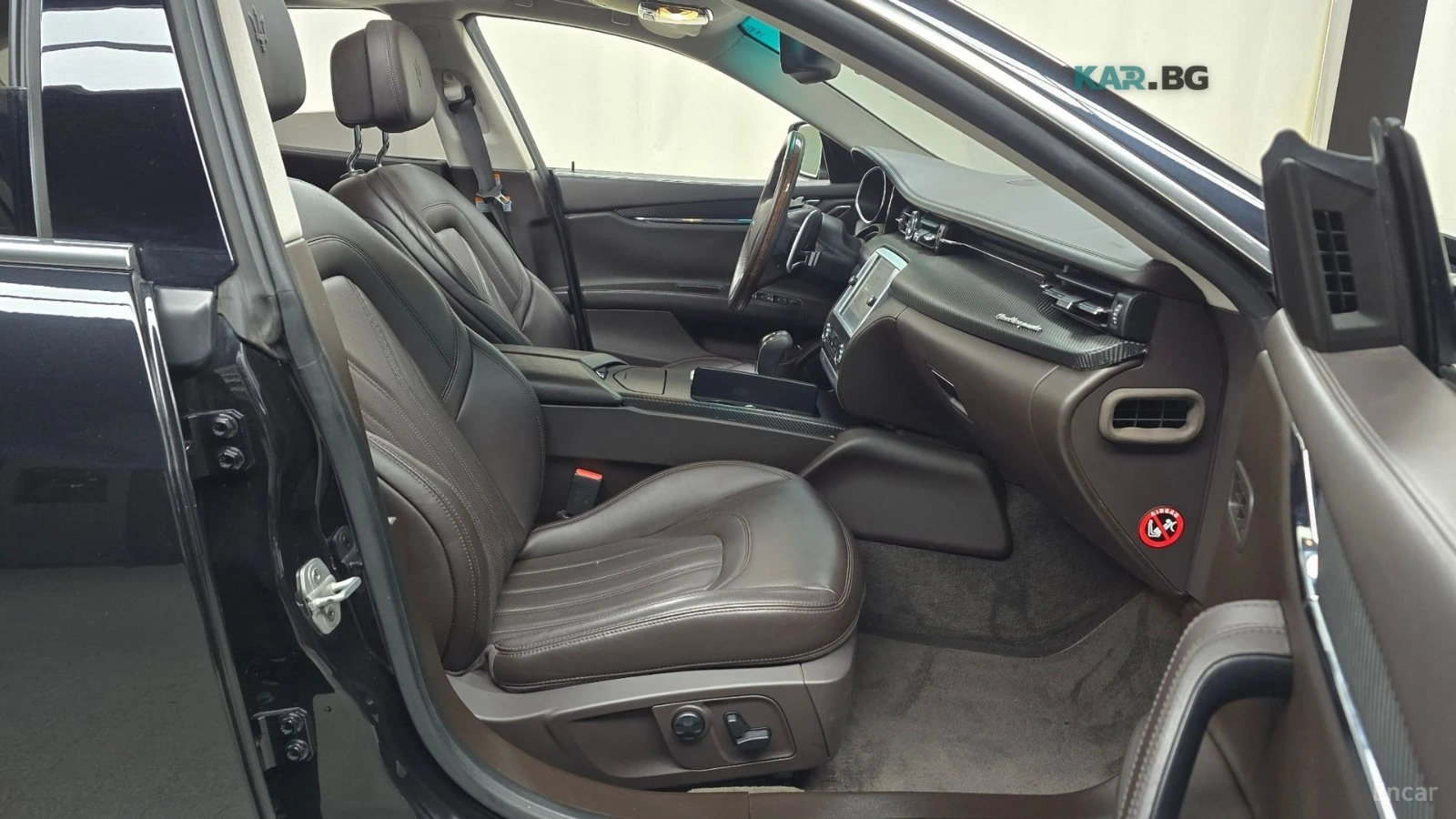 Maserati Quattroporte КОЖА* ОБДУХВ* НАВИ* ПАНО, снимка 8 - Автомобили и джипове - 55403219