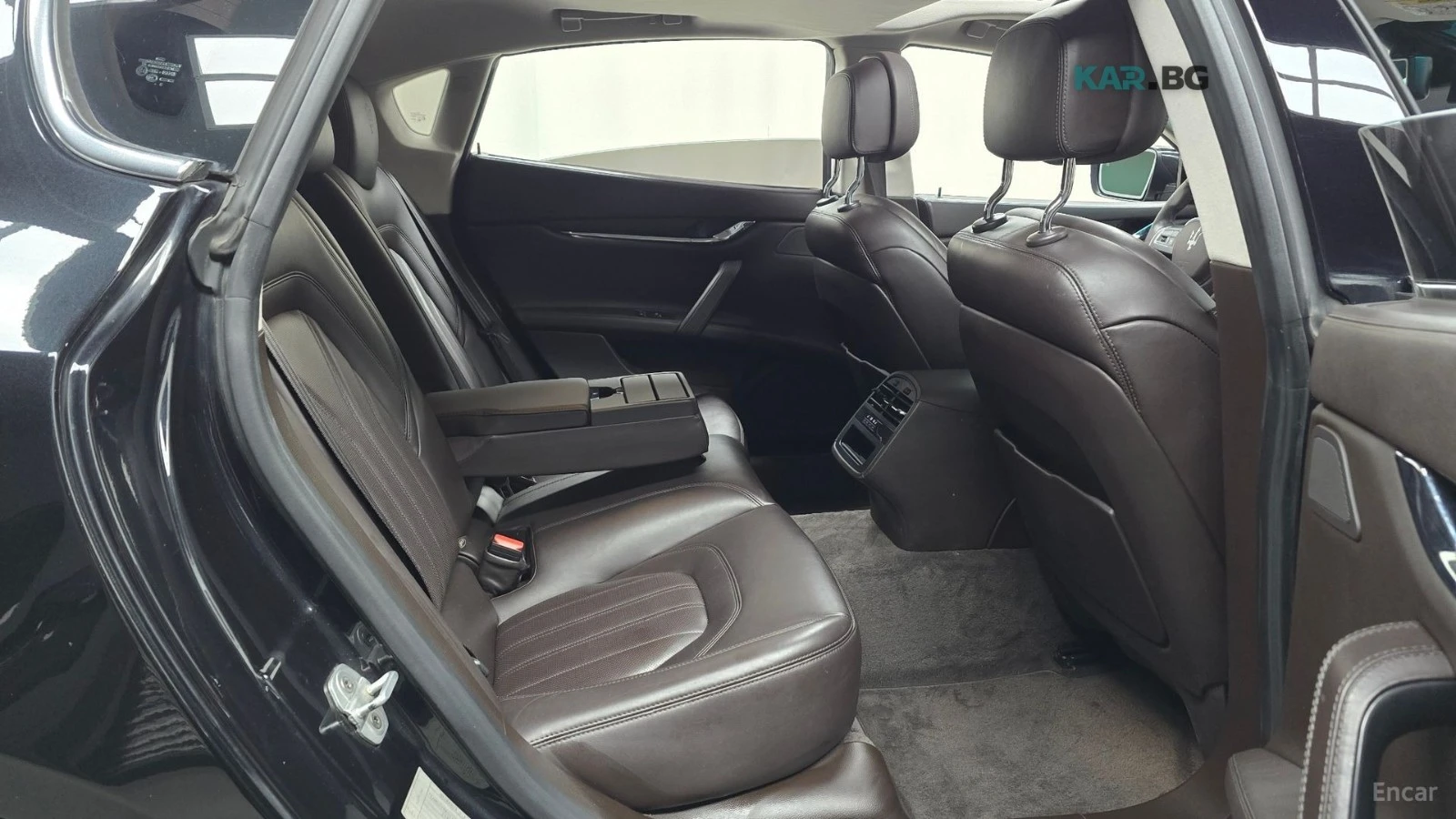 Maserati Quattroporte КОЖА* ОБДУХВ* НАВИ* ПАНО, снимка 10 - Автомобили и джипове - 55403219