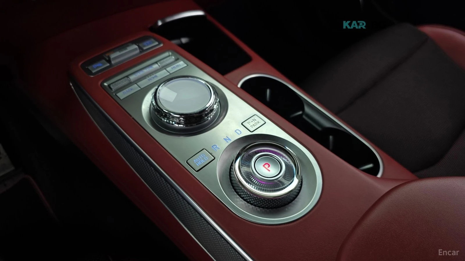 Genesis GV70 2021* SPORT PACK* DIS* ОБДУХ* КАМЕРА* КРАЙНА ЦЕНА, снимка 12 - Автомобили и джипове - 56087051