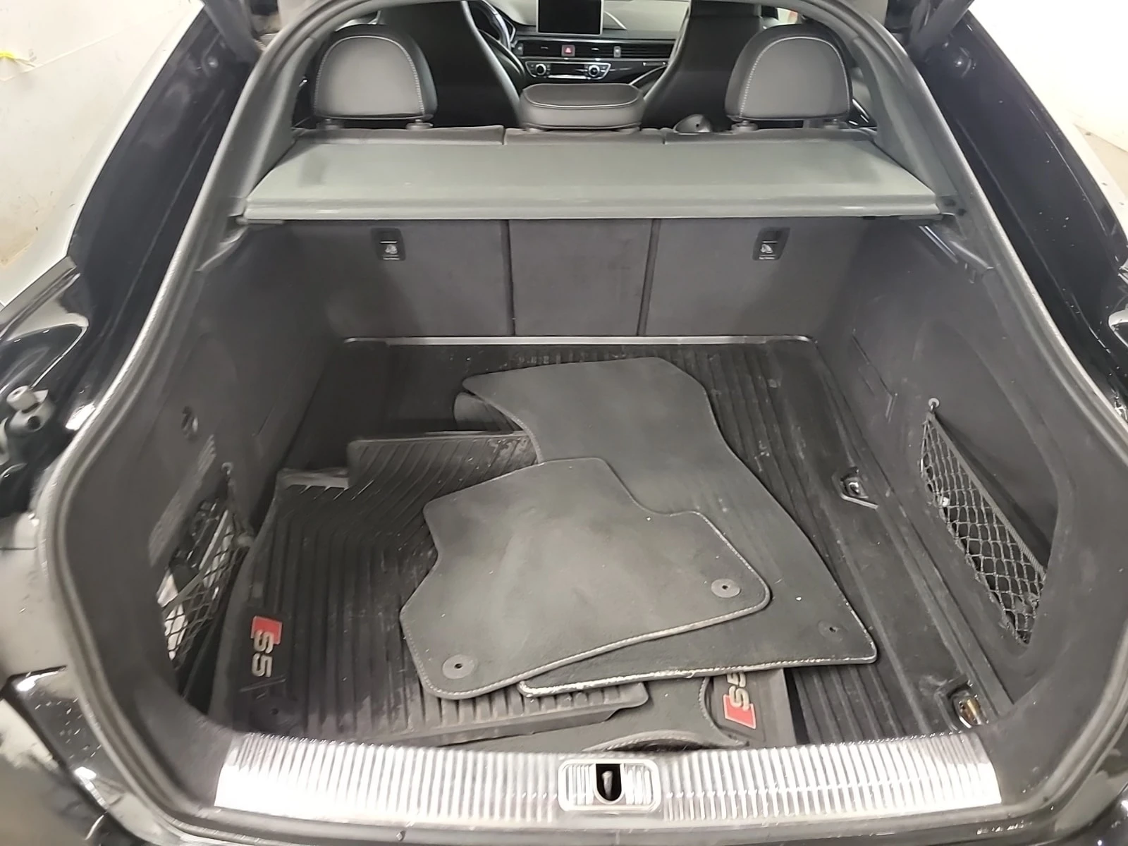 Audi S5 TECHNIK| MASSAGE| B&O| 360| PANO| , снимка 14 - Автомобили и джипове - 56126485