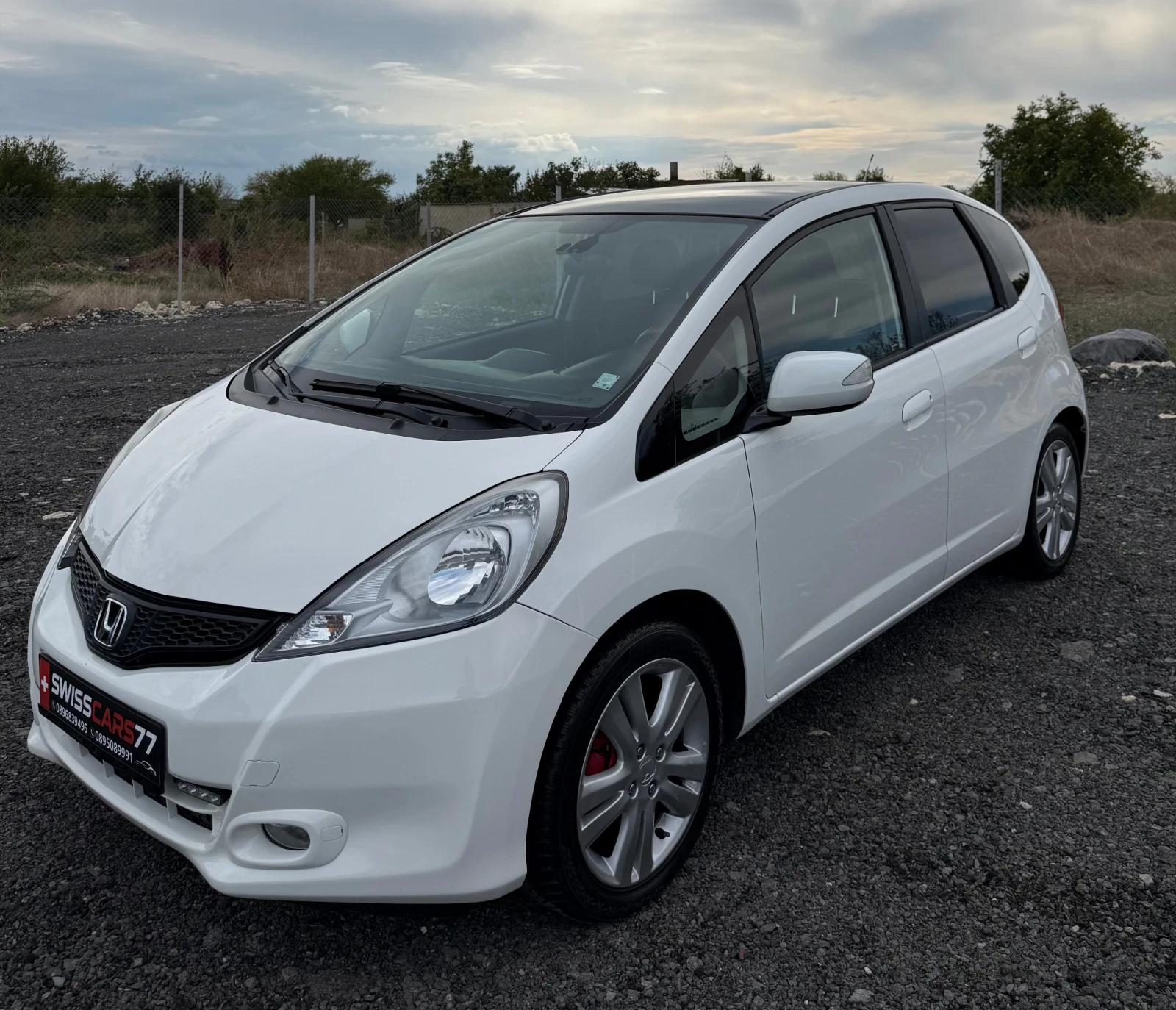 Honda Jazz 1.4 i-VTEC Швейцария 100% Реални КМ ВИДЕО ЛИЗИНГ , снимка 3 - Автомобили и джипове - 56260932