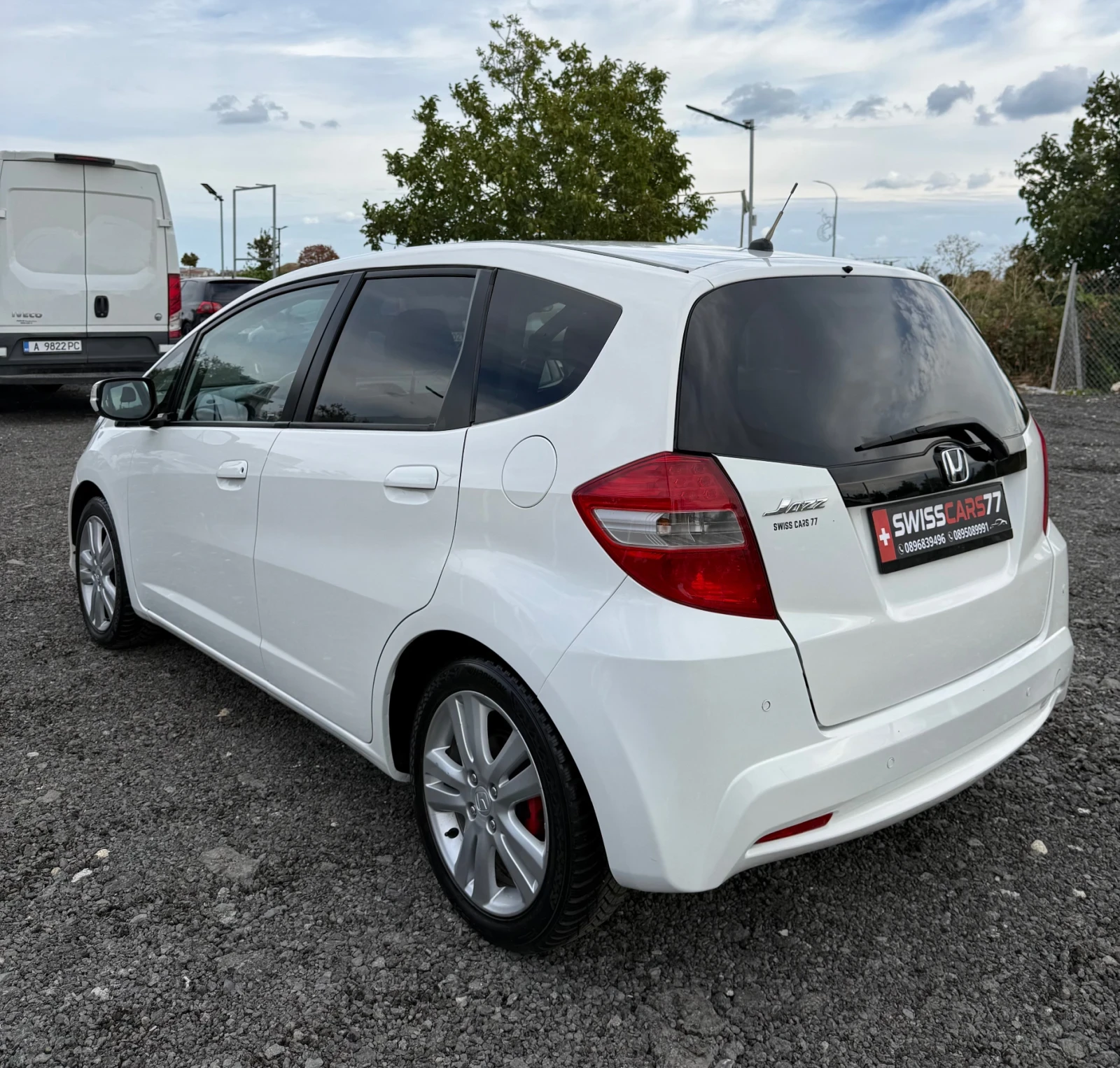 Honda Jazz 1.4 i-VTEC Швейцария 100% Реални КМ ВИДЕО ЛИЗИНГ , снимка 5 - Автомобили и джипове - 56260932