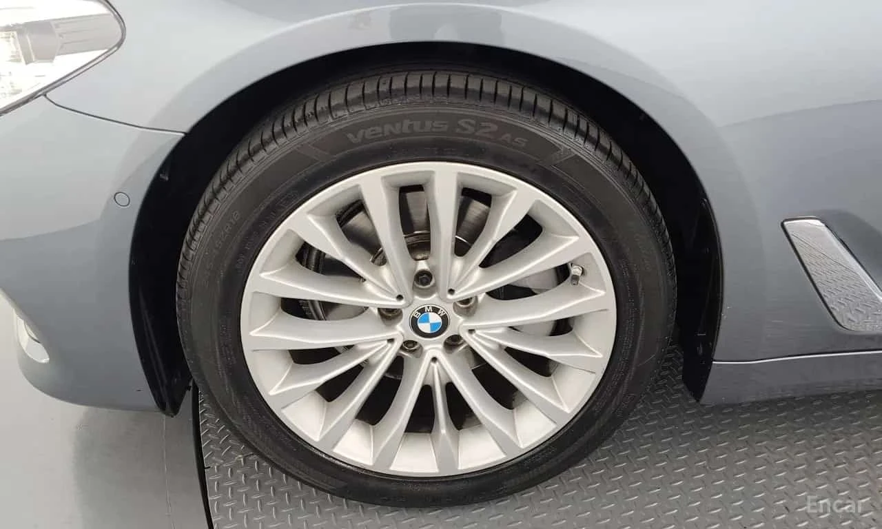 BMW 520 *  Luxury Plus * , снимка 5 - Автомобили и джипове - 56508818
