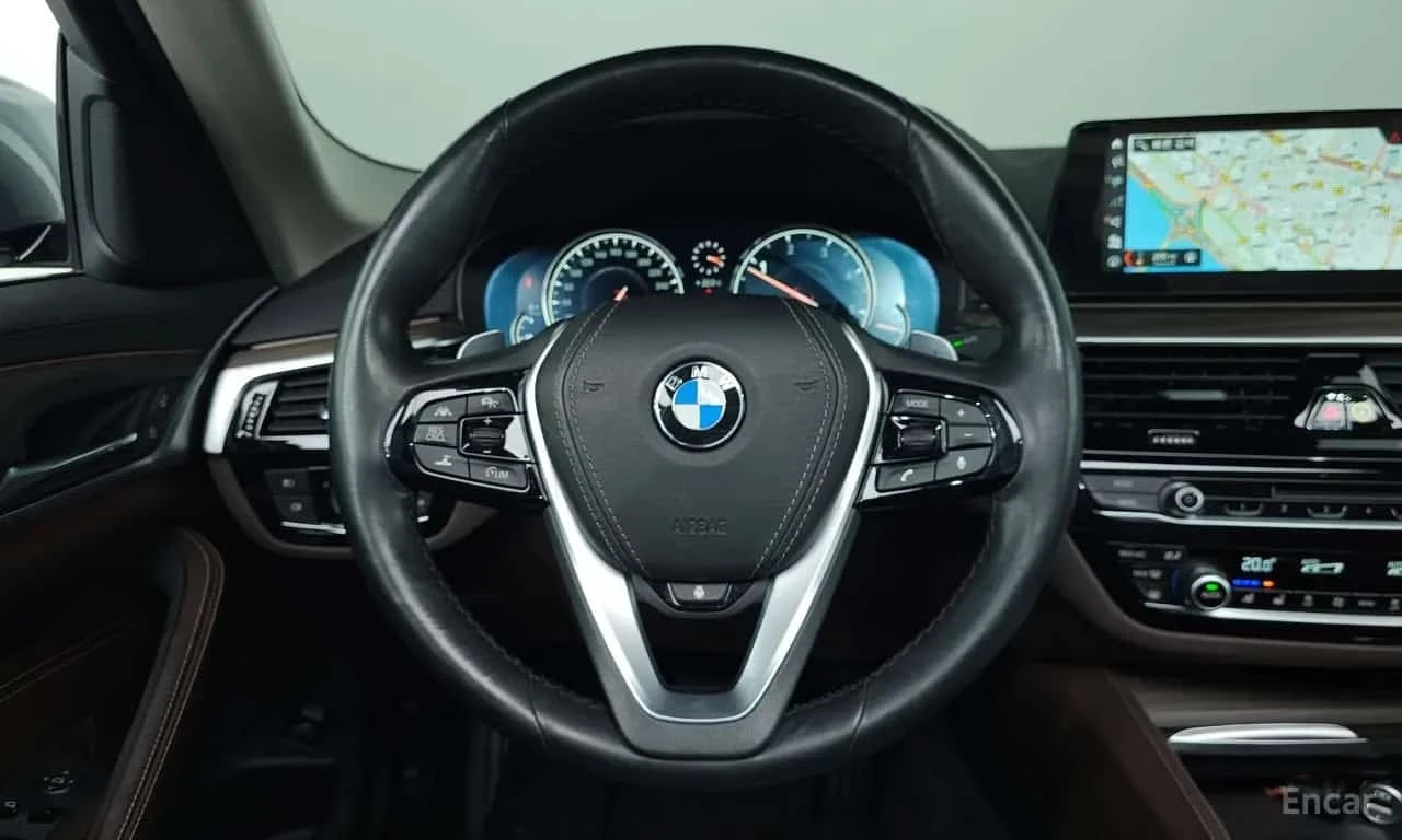 BMW 520 *  Luxury Plus * , снимка 13 - Автомобили и джипове - 56508818