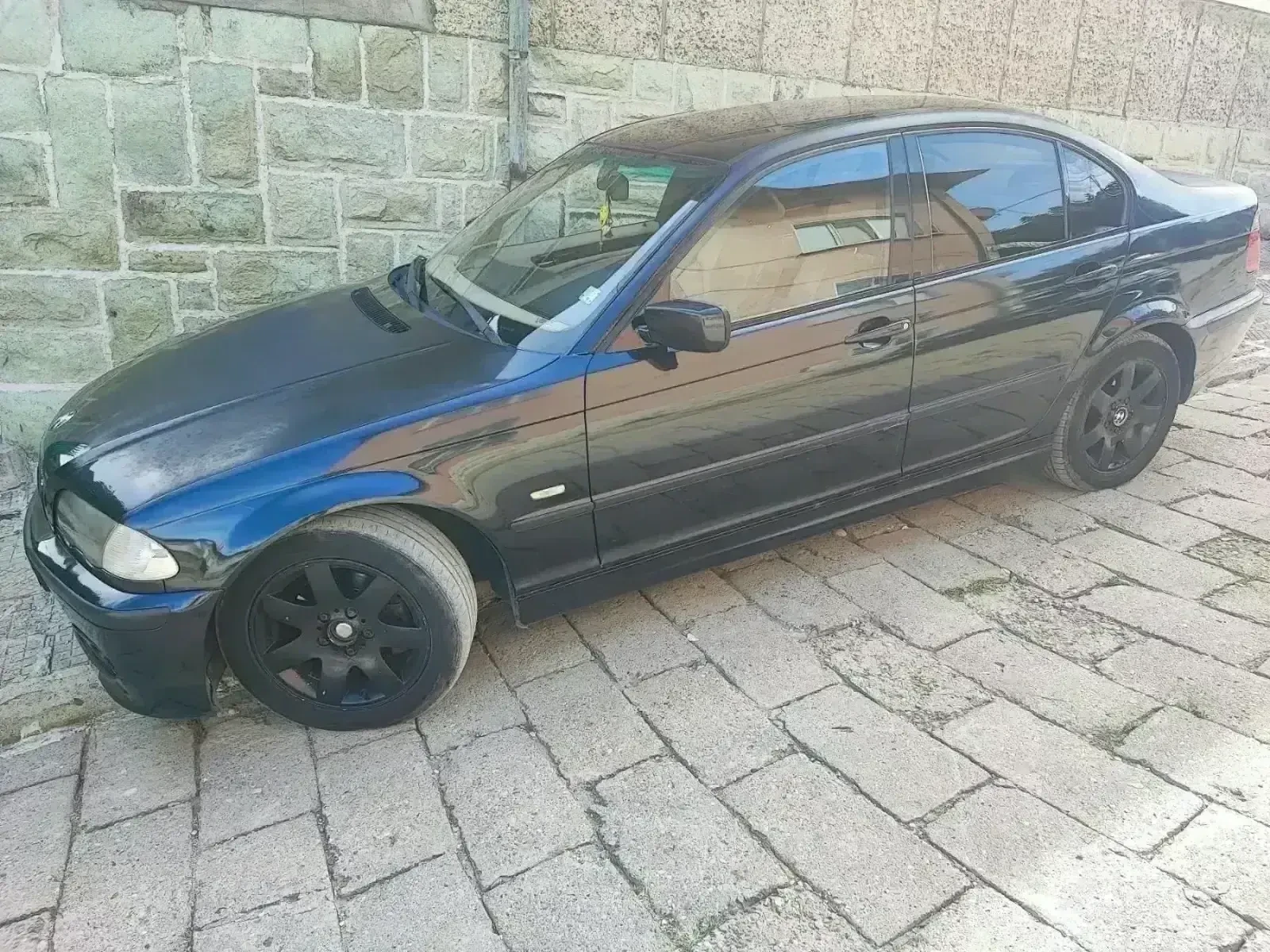 BMW 320
