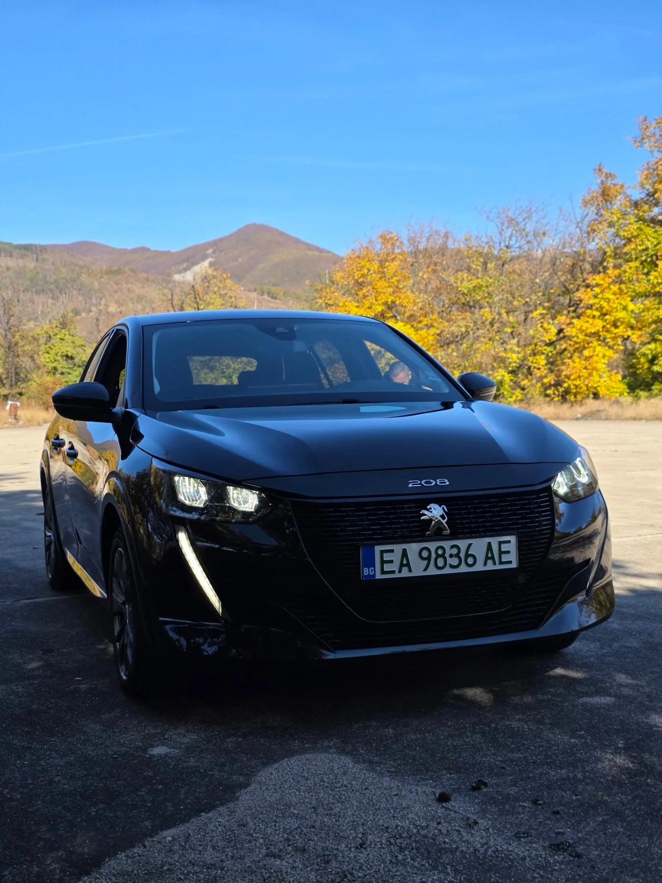 Peugeot 208 Electric allure 50kw SOH 97.5%