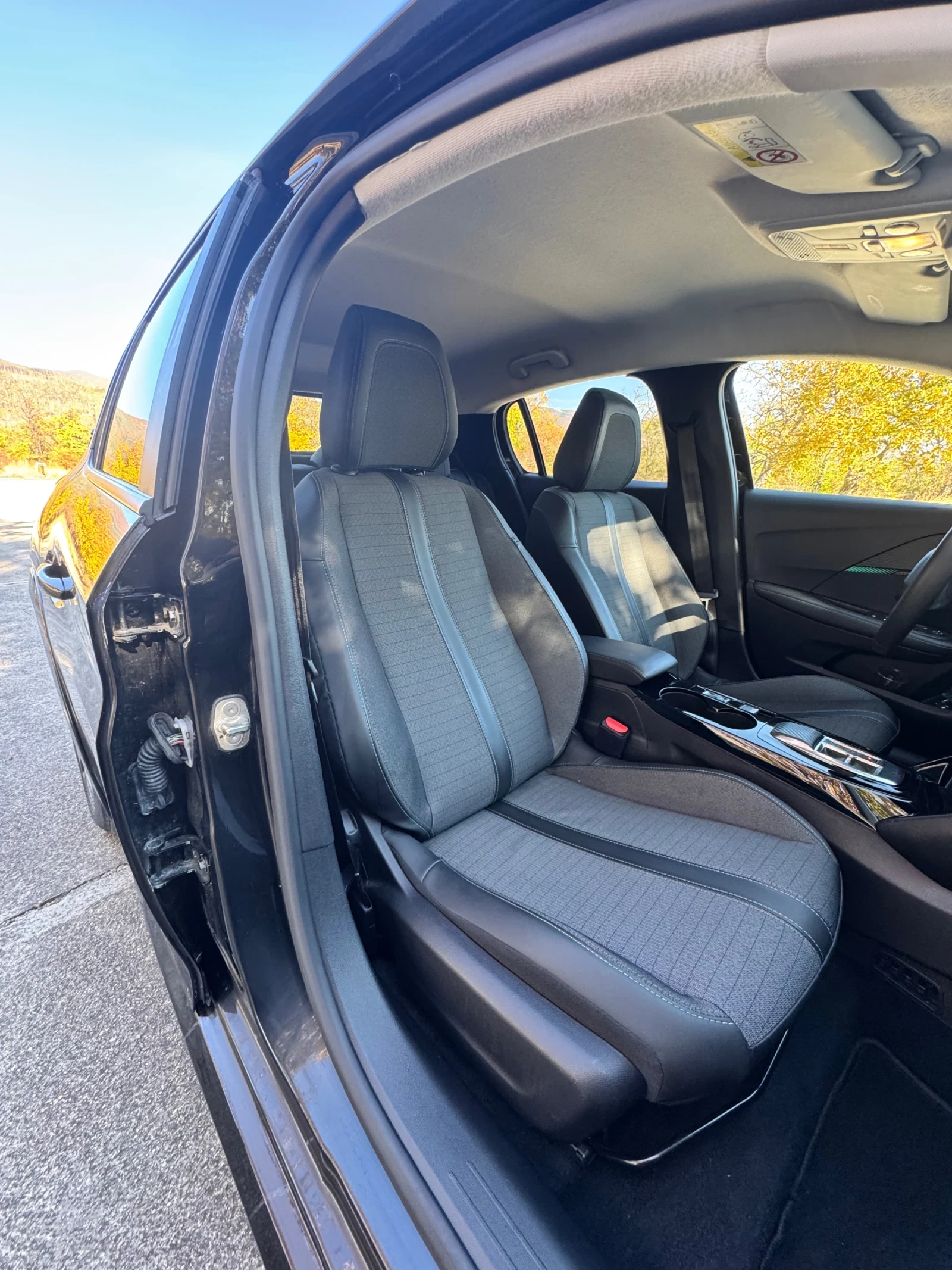 Peugeot 208 Electric allure 50kw SOH 97.5% | Mobile.bg � ����������� 10