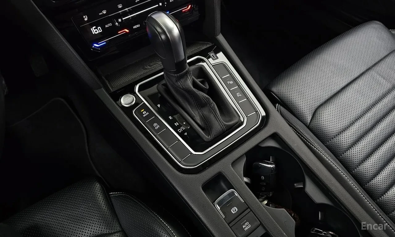 VW Passat * 2.0 TDI 4Motion Prestige * , снимка 9 - Автомобили и джипове - 56726546